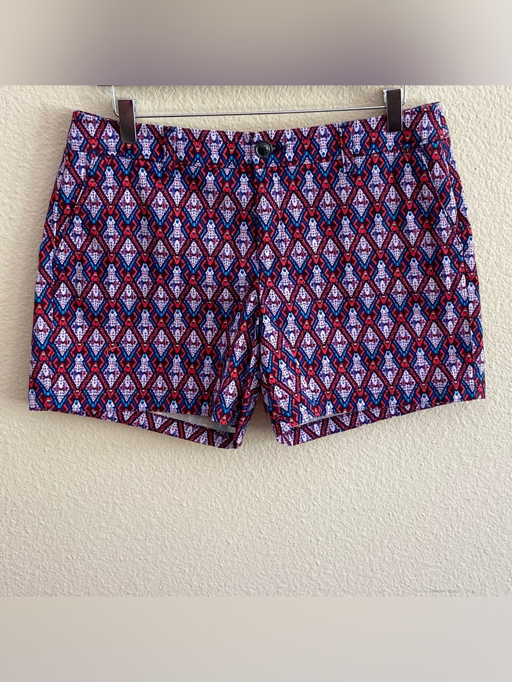 Shorts - Liz Claiborne Classic - Geometric - Vibrant Diamond Pattern - NWT - 8